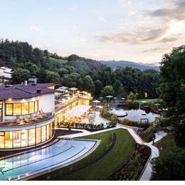 © Heilthermen Resort Bad Waltersdorf Gewinnen Sie eine wohltuende Auszeit im Thermen- und Vulkanland Steiermark