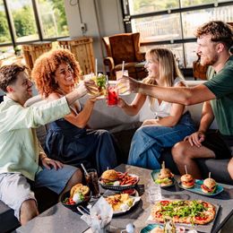 © Topgolf All-Inclusive-Brunch in einer der Topgolf-Bays gewinnen