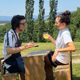 Das „Hostanposcha"-Duo lädt zum Sonntags Bratl