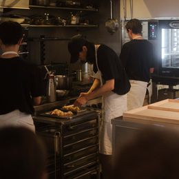 © Jaewoo Park Addiert-Team rund um Jaeho Jung