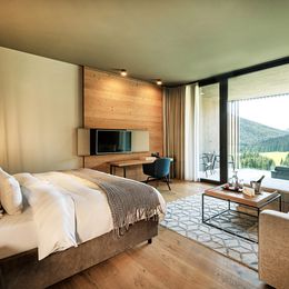 © Almwellness Hotel Pierer / Harald-Eisenberger Idyllischer Blick in die Natur