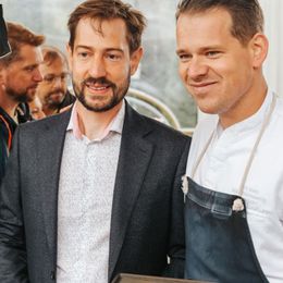 Richard Kappeller und Max Natmessnig bei der Überreichung auf der Genussmesse 2022 