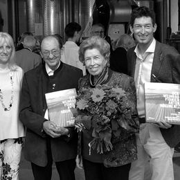 Anton Kollwentz im Kreise seiner Familie