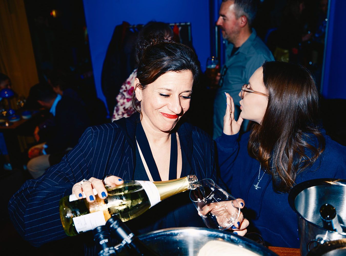 © Tim Cavadini Gute Laune und guten Sprudel gibt's bei Madame Seradj