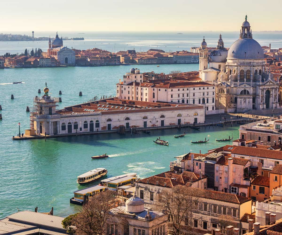 Venedig mit Blick auf die Basilika Santa Maria della Salute