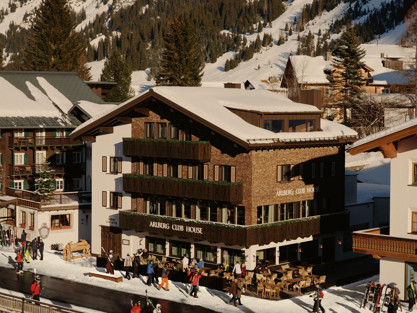 Arlberg Club House null