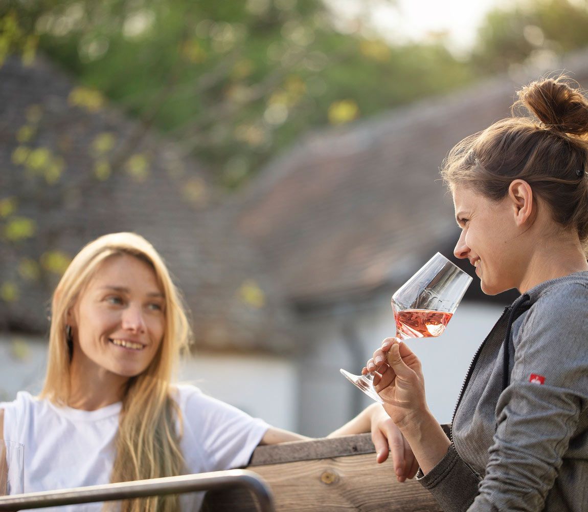 Entspannter Weingenuss in Rosé