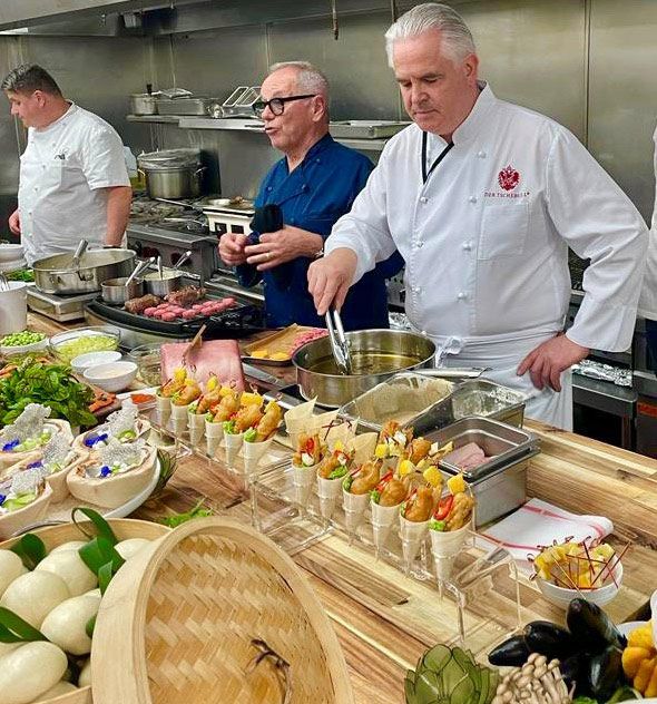 Wolfgang Puck und Hannes Tschemernjak