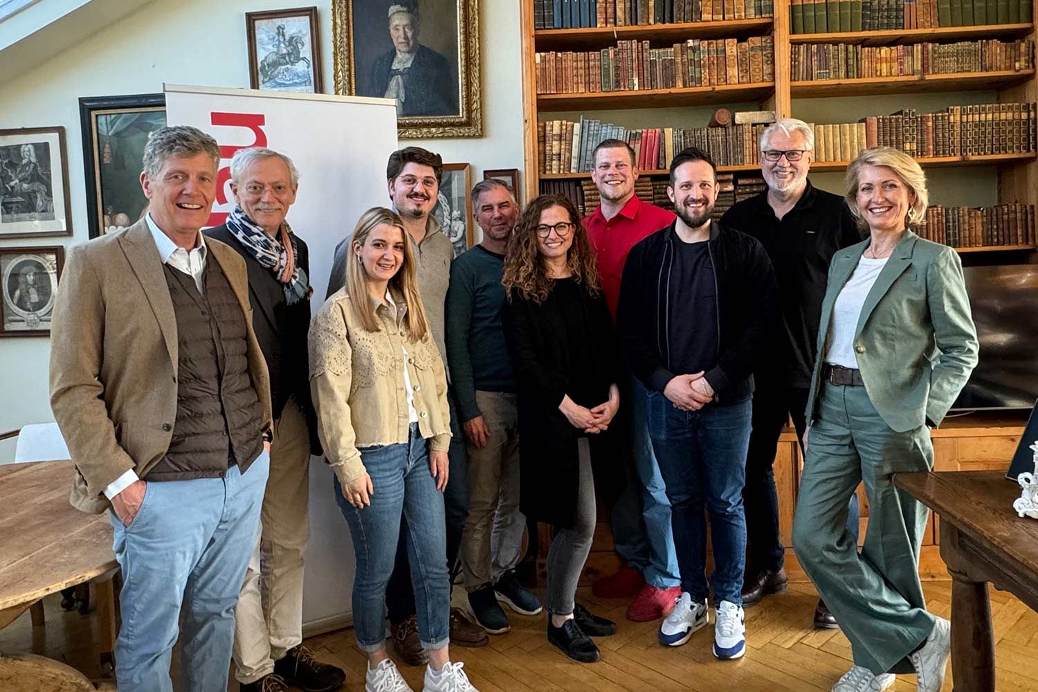 Die Jury: Karl Hohenlohe, Sepp Bitzinger, Patricia Pölzl, Josef Jungmann, Bernhard Degen, Susanne Jelinek, Markus Dormayer, Anton Pozeg, Jürgen Schmücking, Martina Hohenlohe