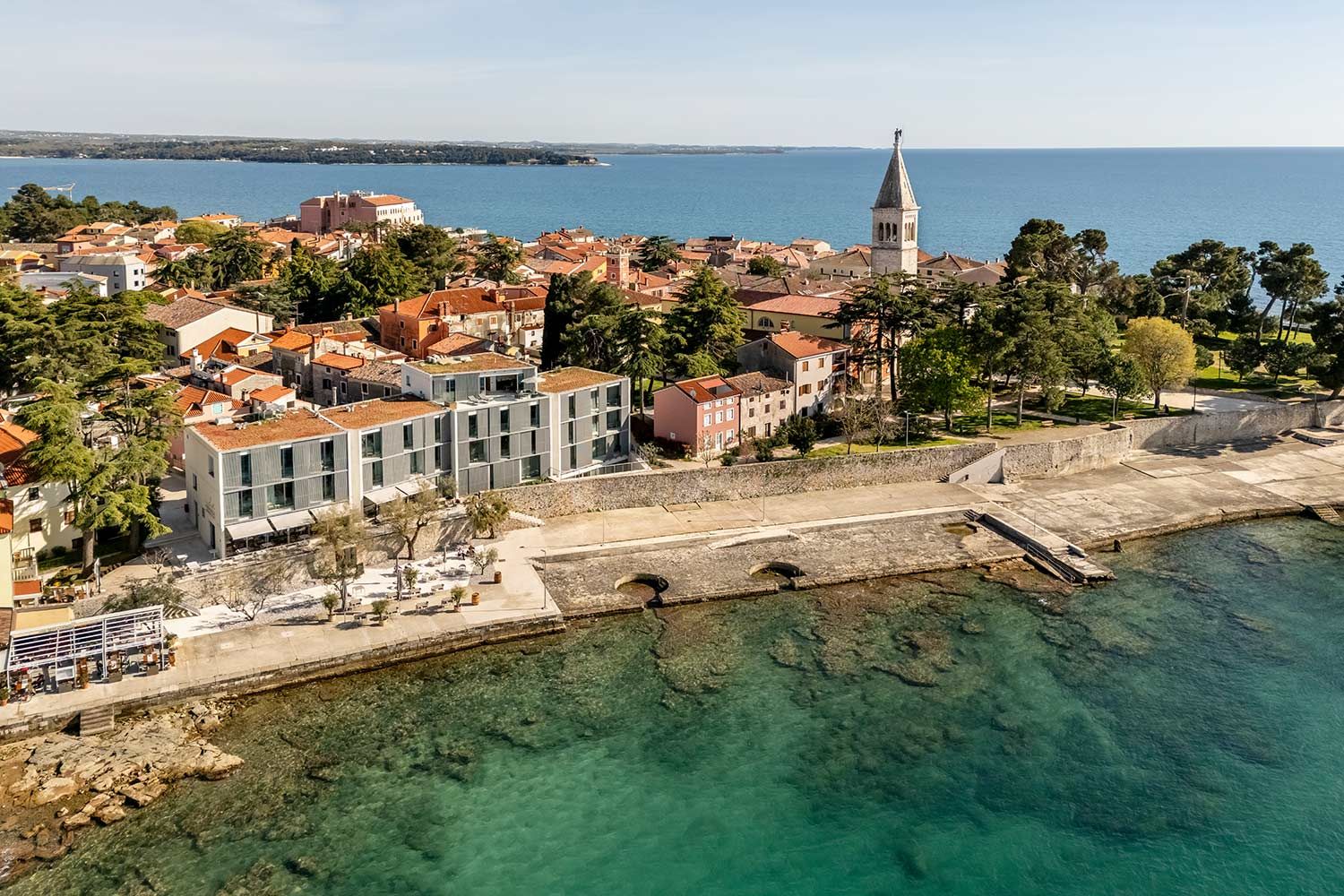 Blu Mare Hotel Novigrad mit dem Hotel Blu Mare