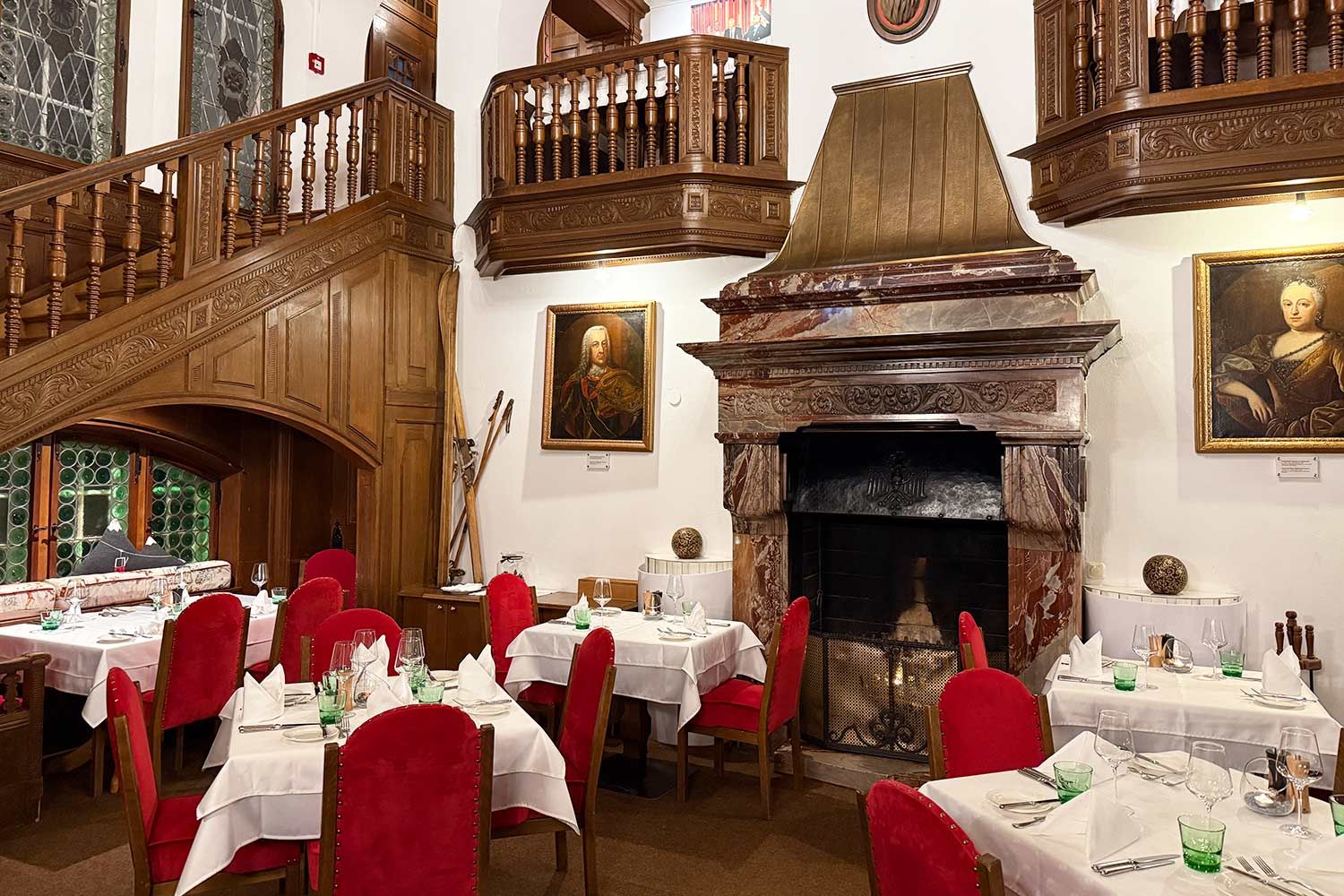 Speisesaal in der Villa Trier