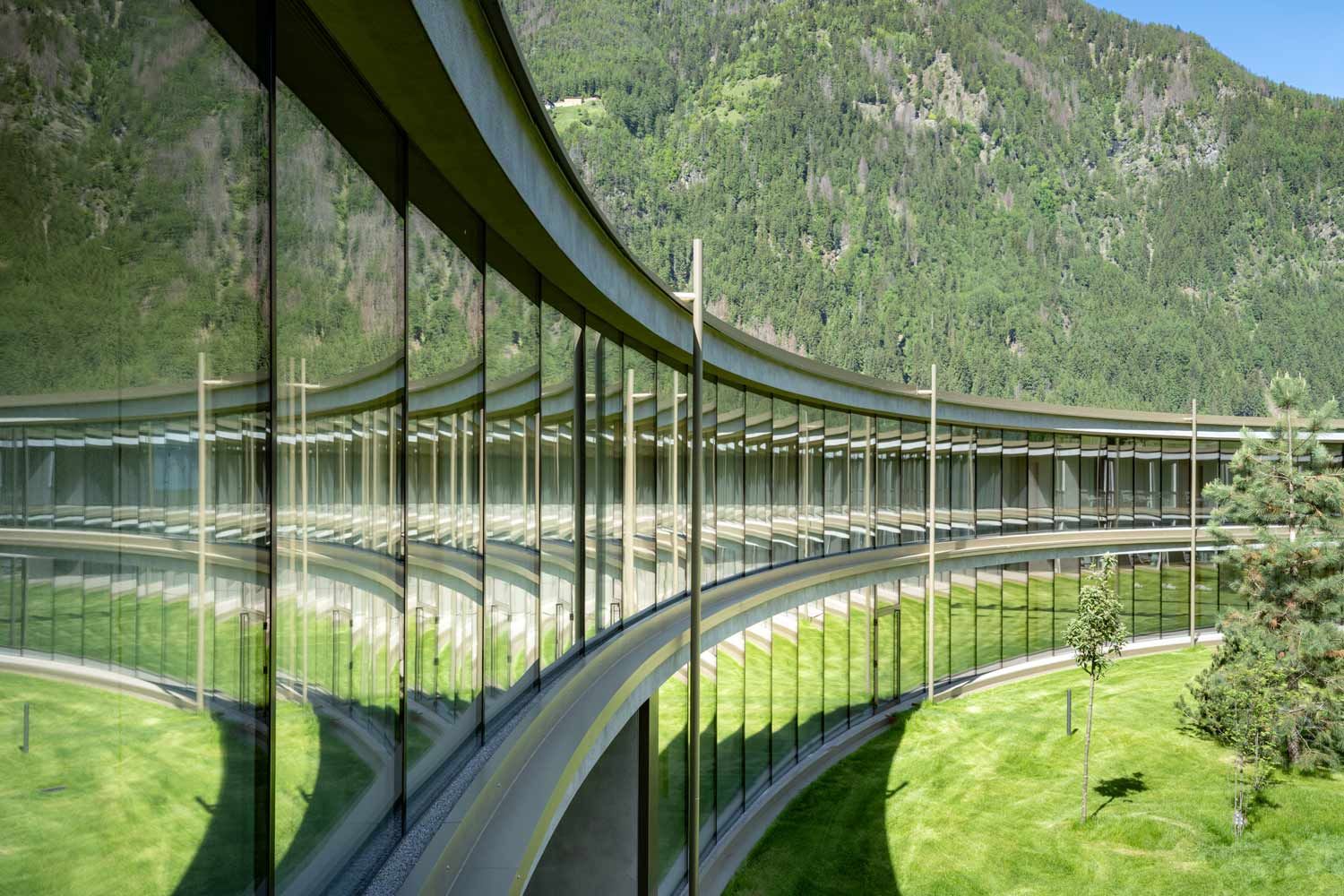 Gläserne Wände soweit das Auge reicht