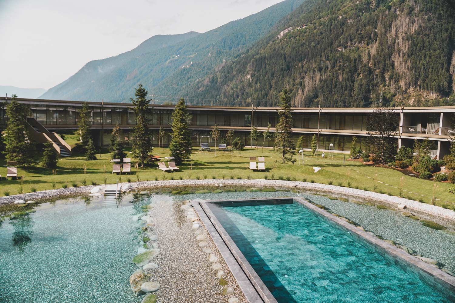 Blick auf die Pool-Landschaft