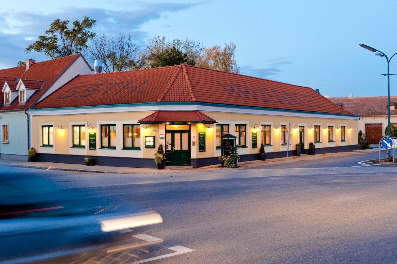 Gasthaus an der Kreuzung