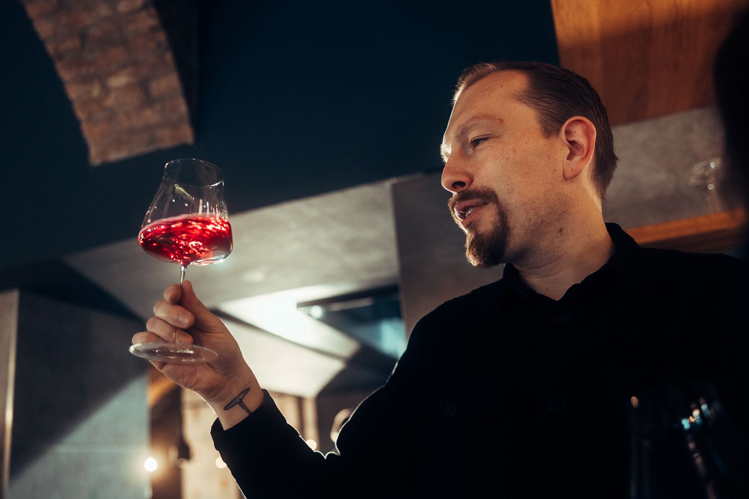 Sommelier und Gastgeber Alexander Seiser