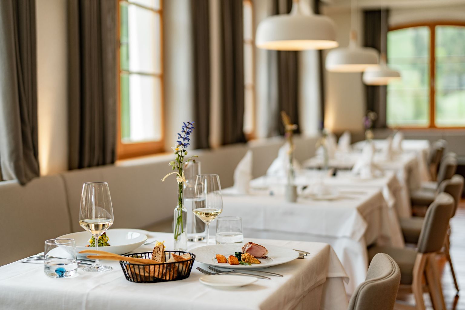 Zum Hirschen Hotel, Renè Gamper