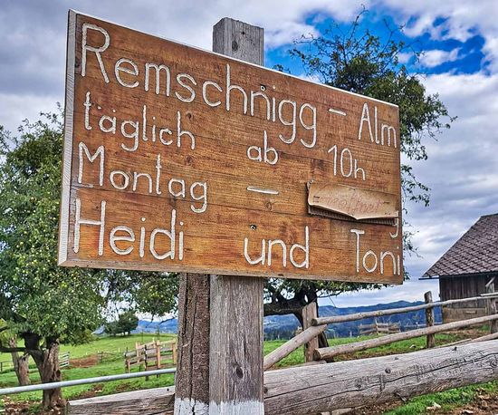 Remschniggalm-Schild