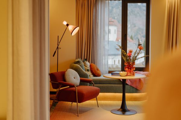 Julia Nimke Infinity Pool im Rooftop BergSpa