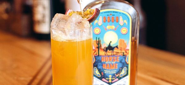 Horse Mule mit Maracuja-Saft