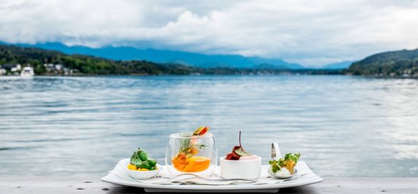 Kulinarische Genüsse mit Blick auf den See