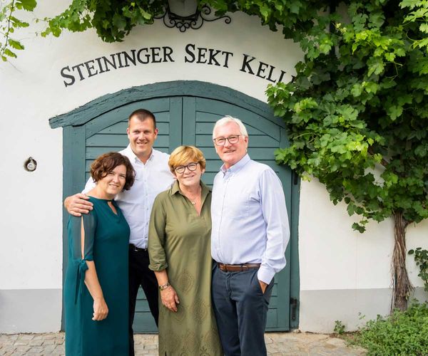 Die Winzerfamilie: Eva, Peter, Brigitta und Karl