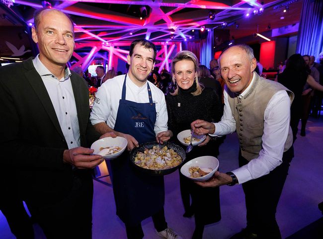 © Salzburger Land Tourismus / Fehringer Michael Walchhofer, Andreas Herbst, Alexandra Meissnitzer und Leo Bauernberger