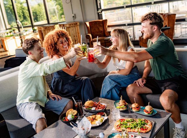 All-Inclusive-Brunch in einer der Topgolf-Bays gewinnen