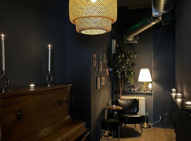 © Saint George Bar