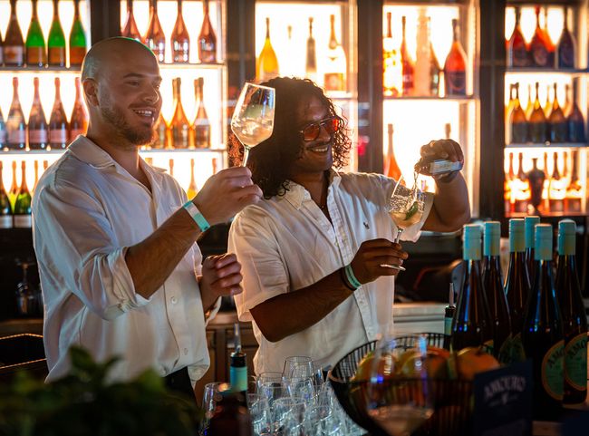 © Liquid Market Leichtes und Spritziges gibt es beim Aperitivo Spring im Volksgarten