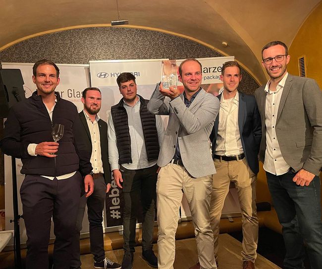 © Bernhard Degen Robert Wimmer mit den Finalisten