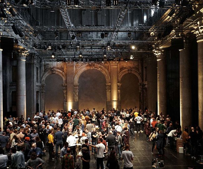 © Weinskandal und Vinonudo Archivbild Naturweinverkostung im Odeon