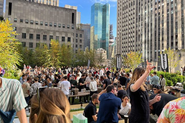 © Schedelberger Weinverkostung am begrünten Dachgarten des Rockefeller Centers