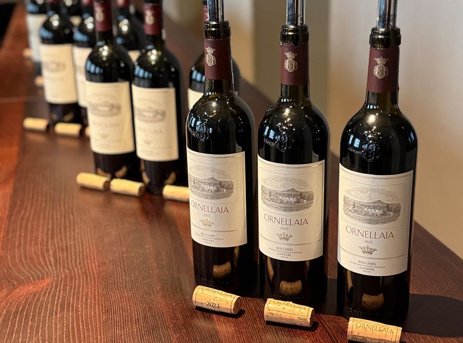 Ornellaia Vertikale mit 2023 beginnend