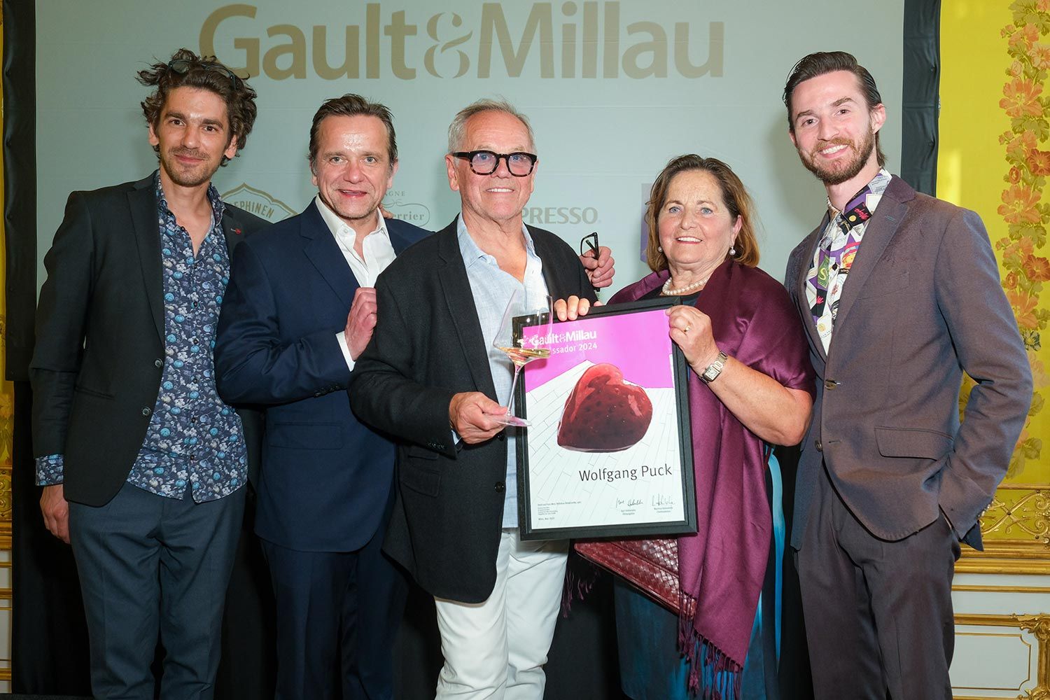 Wolfgang Puck mit Bruder Klaus, Schwester Christine, Neffe Lukas und Sohn Byron