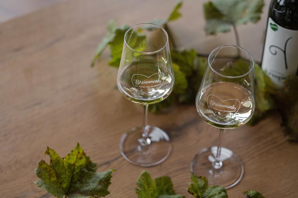 Steirischer Wein im Glas