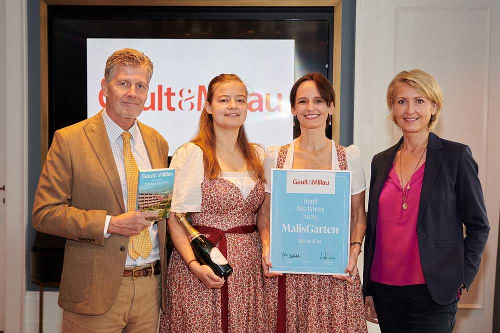 Marie-Theres und Christina Binder-Egger mit Gault&Millau-Herausgeber Karl und Martina Hohenlohe