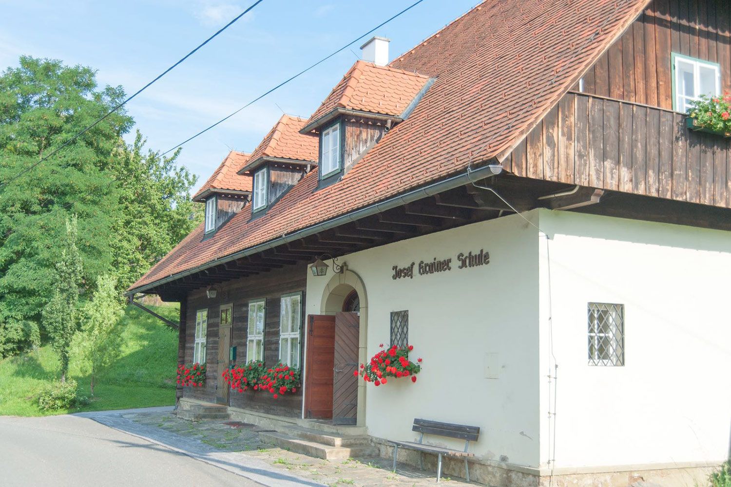 Die Josef Krainer Bergschule am Schlossberg bei Leutschach