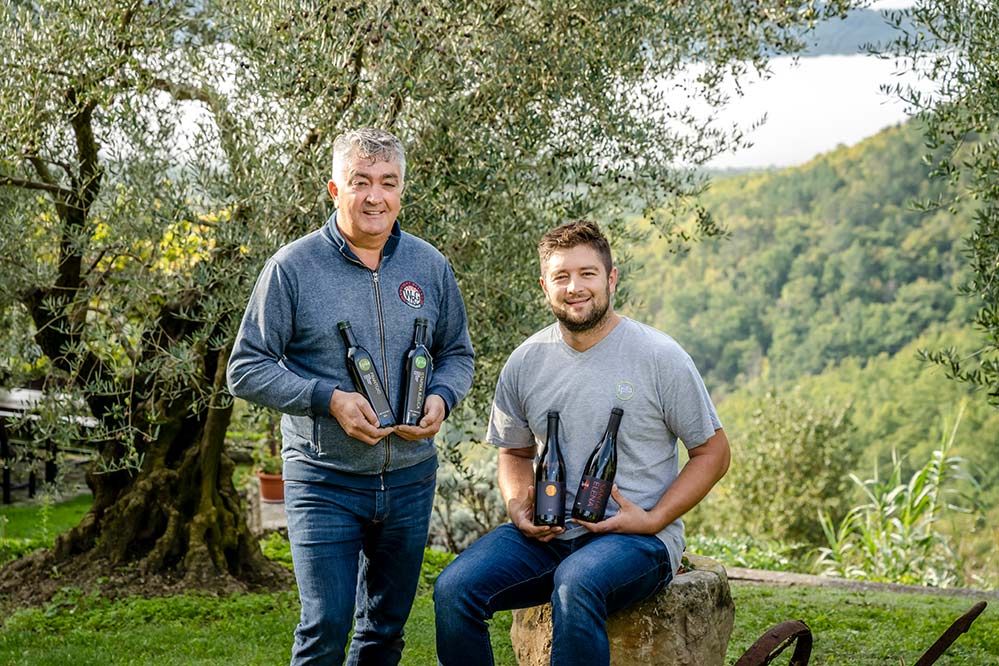 Klaudio und Ivan Ipsa keltern seit kurzem auch sehr spannende Naturweine, die man auch im Taubenkobel genießen kann.