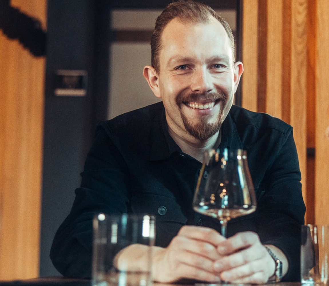 ▷ The End: The new sommelier introduces himself – News – 2024
