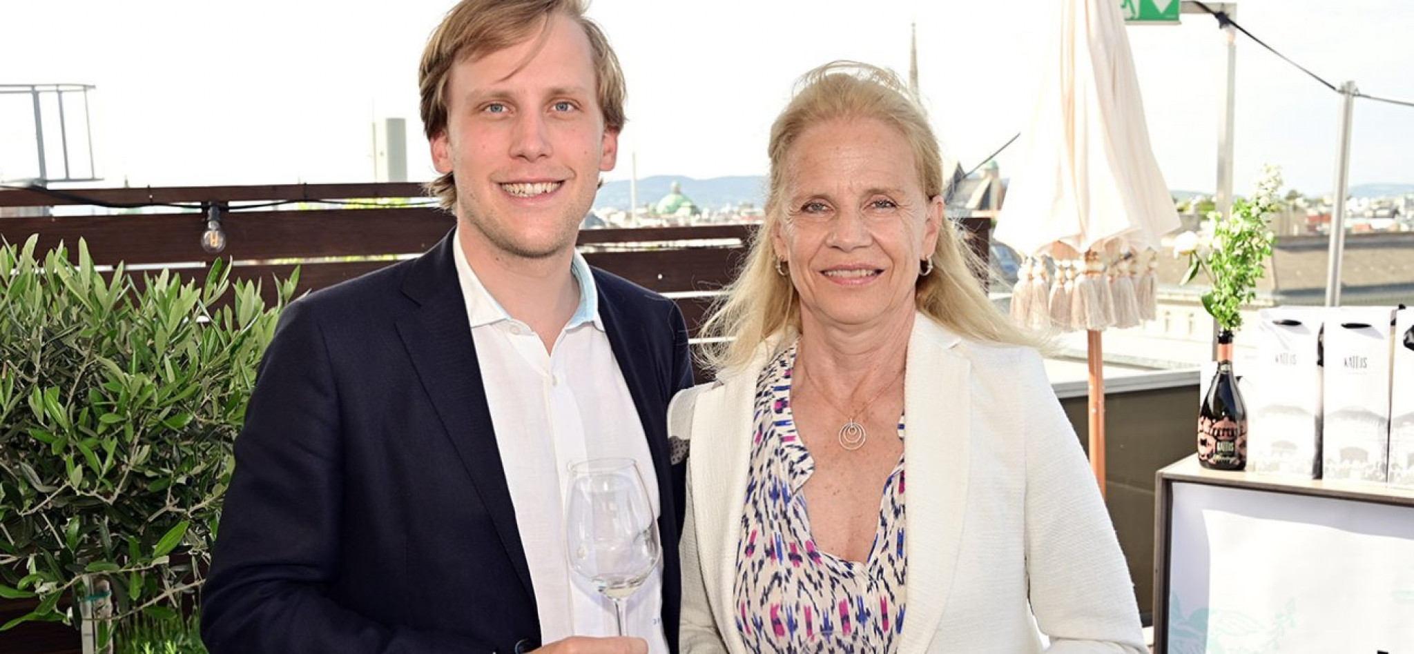 Johannes Kattus mit seiner Mutter Maria Polsterer-Kattus